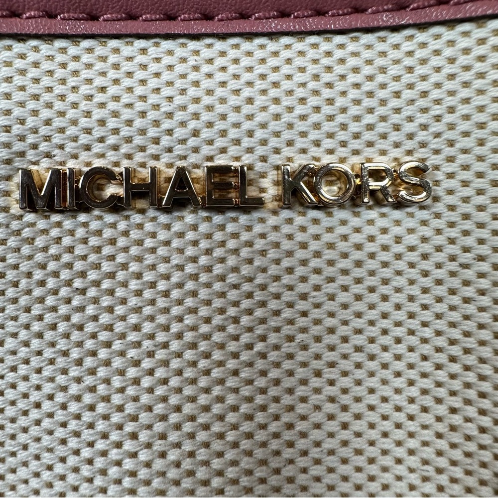 Michael Kors Maeve Logo Convertible Tote NWOT - Picture 11 of 16